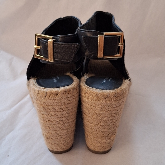 Kenneth Cole Women Olivia Espadrille Peep-Toe Black leather Wedges Size 7.5M - Picture 6 of 10